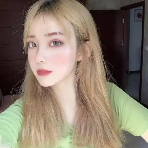 女生头像爱,起于微笑,浓于亲吻,逝于泪水