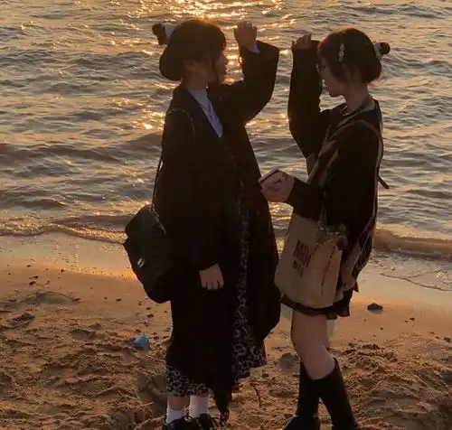 头像女落日晚风夏夜晚风