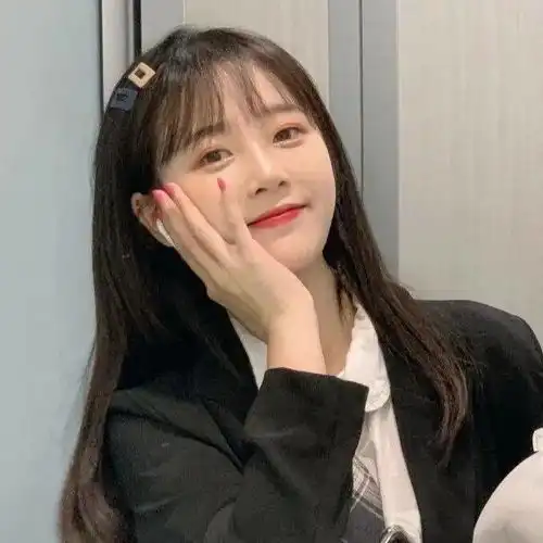 自带仙气的真人女生头像