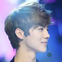 超可爱女生头像真人嘟嘴