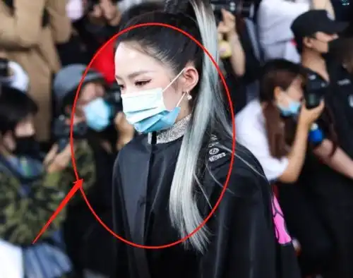 火箭少女挑战暗黑风,杨超越状态消沉,吴宣仪的眼妆成焦点