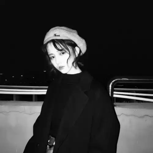 头像我们这里雨好大哥哥那里大不大