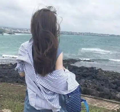 女生头像背影照片ins高