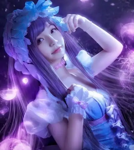 高中生cos中的一双袜子,竟成了约会神器,网友跪求链接