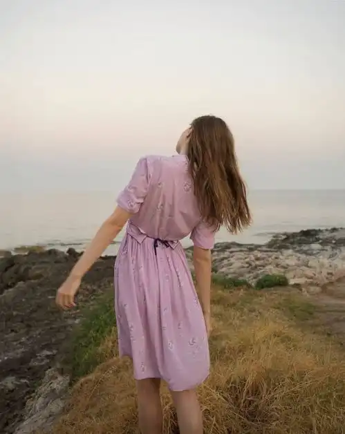 为你总结适合春天通勤的18款单品,穿出清新小仙女感