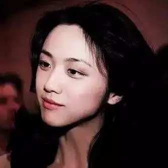 红人馆心里很酷,日常很美,一个人背包去看秀的汤唯让我想喊女神