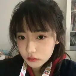 qq真人中年女头像