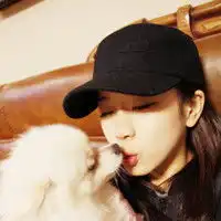 短发带帽子图片女生微信头像图片大全
