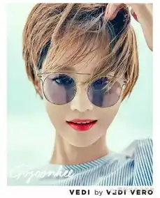 女星剪了短发再也不担心撞脸
