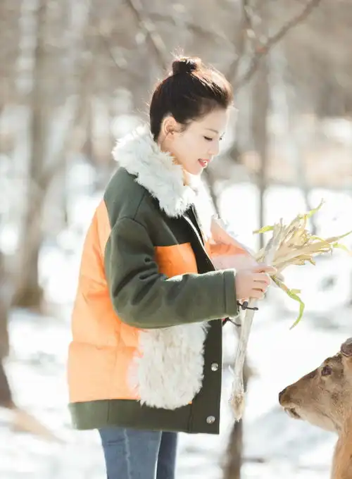 被刘涛美到了,亲爱的客栈中扎丸子头甜美俏皮似少女,真漂亮