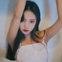 吊带露肩女生头像图片微信头像图片大全