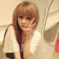 着个女的叫什么类