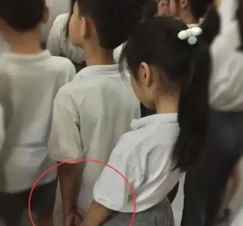 资深老师别给孩子穿得太漂亮了,这位老师的忠告,要听进去