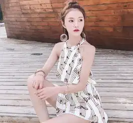 保守式连体泳衣,弥补你身材的不足,将你的优势凸显