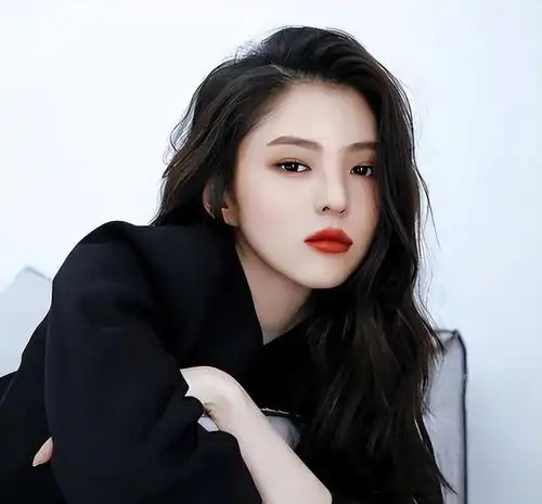 韩素希即使是韩国第一美女,发型的对与错,让美的差距也好大