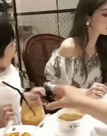 网上很火的保安日记是什么梗哈哈哈哈已经有内味了