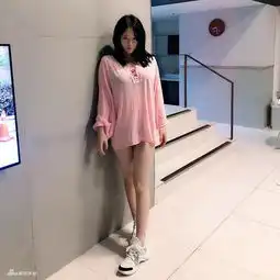 短发清纯少女唤醒你的一整天