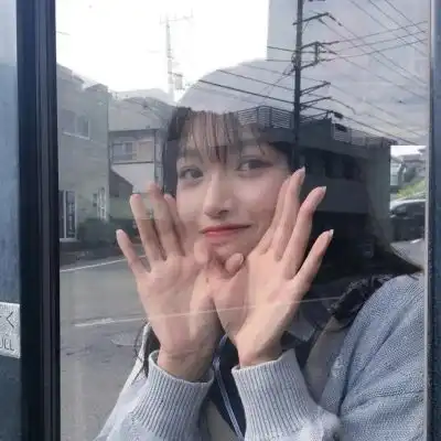 可怜的头像可爱女生求爱