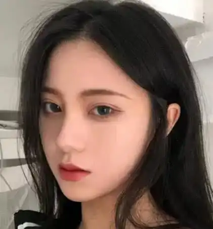 女孩子有这4种脸型,不留长发可惜了,只会越来越好看