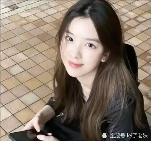 深扒王思聪爱上的女生数学考6分,个性搞怪,还写词向女友示爱