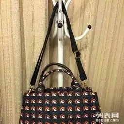 欧美版型p家女包,全新,可提可背质量好149包邮不上海服装鞋帽箱包