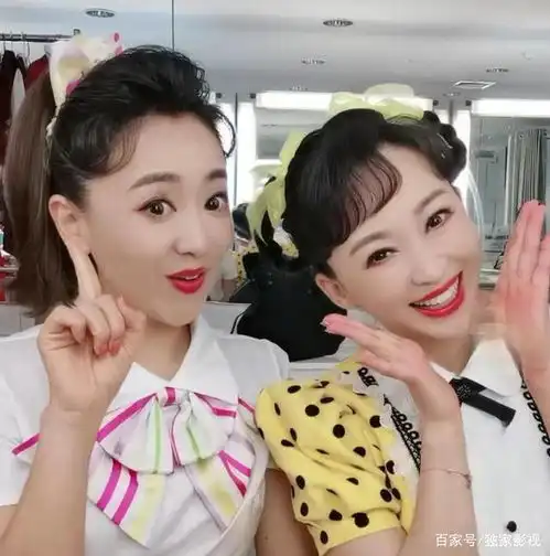 冻龄女神月亮姐姐撞脸方琼小鹿,为李梓萌征婚,人缘好上天
