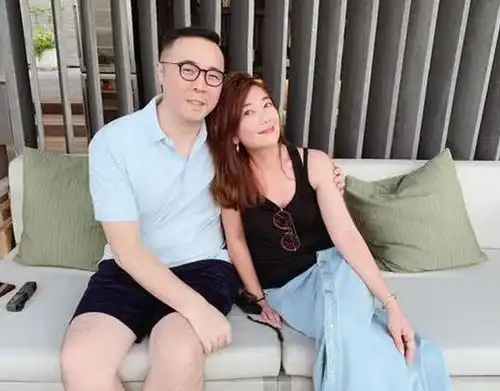 梁静茹被迫离婚谈到前夫泣不成声,赵元同当断则断铁心离婚