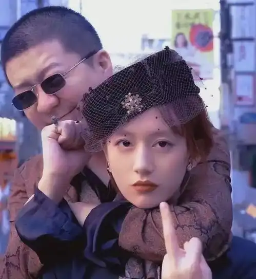 house录音事件殃及李诞,黑历史被揪出,家中挂东亚病夫牌匾