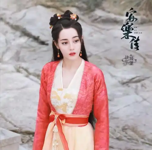 安乐传热巴最新路透明艳美人变娇俏少女,妆造好适合她