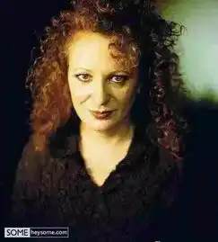 女性摄影师她们透过镜头寻找灵魂妇女节特刊