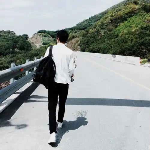 回顾2005年北大男生砍死同学案死者是家乡第一个考上北大的人