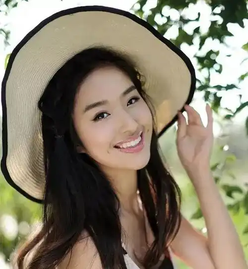 杨采钰是真的很漂亮