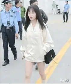 鞠婧祎南笙黄灿灿明明整了那么多,为什么一动脸就崩