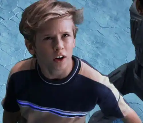 昔日美国童星长大了,现在居然更好看