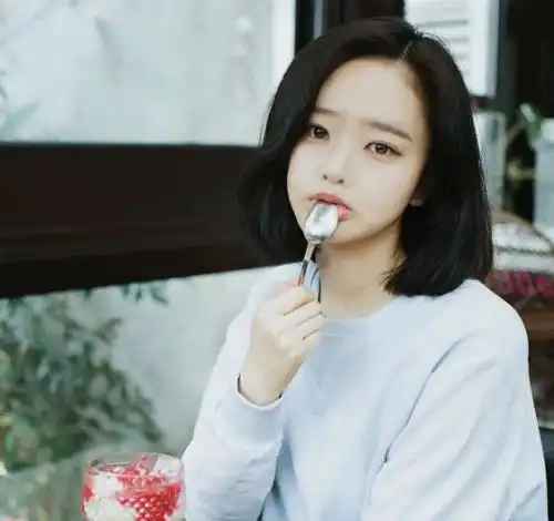 母子四人一女两儿头像真