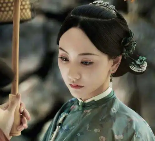 她被称为佛系女星,一年就拍两部戏,却无人说她耍大牌