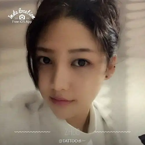 组图美女纹身师走红高颜值撞脸吴亦凡范晓萱