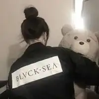 qq女生带字头像背影女生背影霸气带有字的qq头像