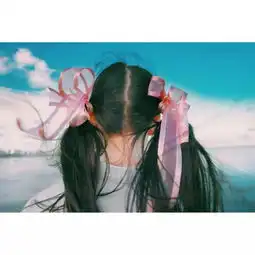 头像女背影霸气带字缘定