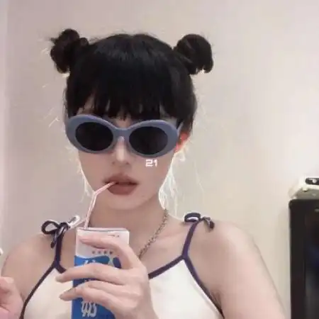 冷酷闺蜜女生头像张靓颖