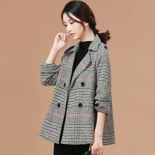 今秋超火的初秋女装时尚风衣,不挑身材,70后女人穿超美嫩