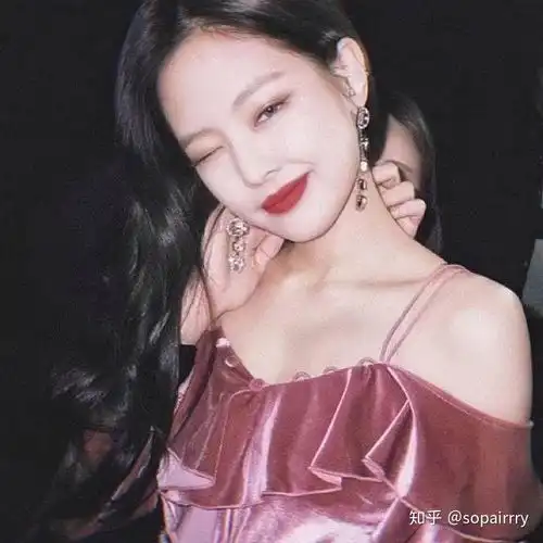 有没有blackpink成员金珍妮适合作头像的照片