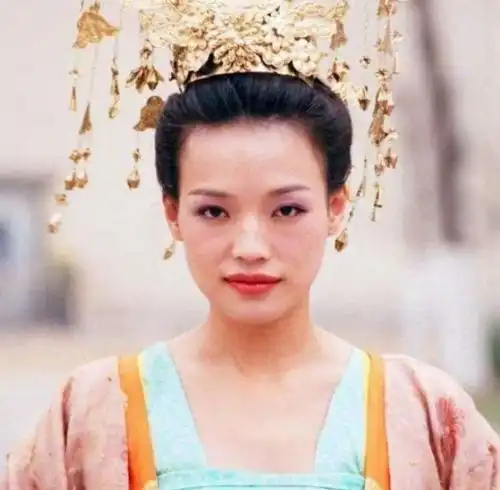 颜值不够,还要演美人的4位女星,王珞丹不算啥,看到她差点吐了