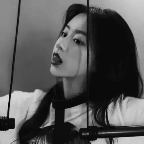 霸气女生头像就问你服不服