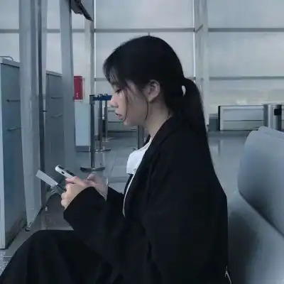 最好看的微信女头像伤感最新每一次想你都像是失恋