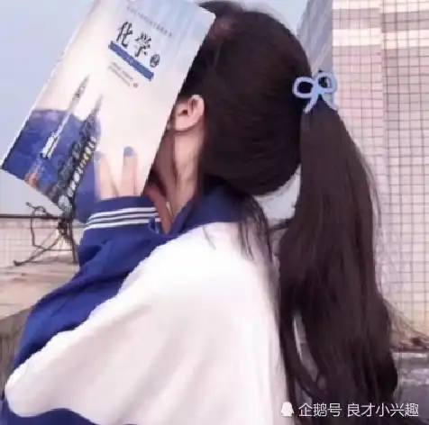 qq头像女学生穿校服徐静