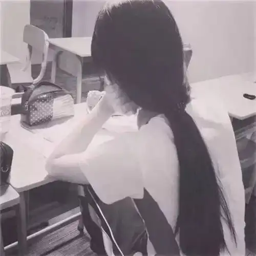 在每一个自我崩溃的深夜发现自己其实还是毫无长进
