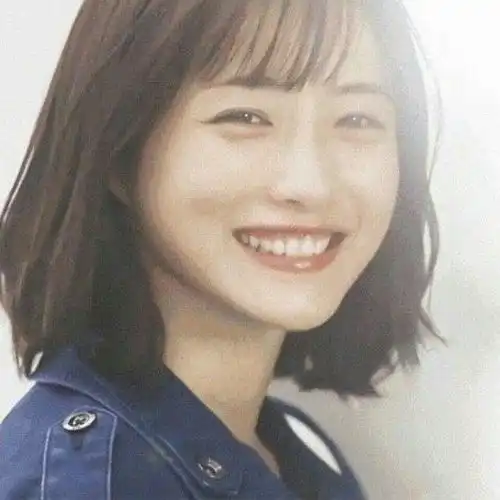 微信头像女高冷黑白石原