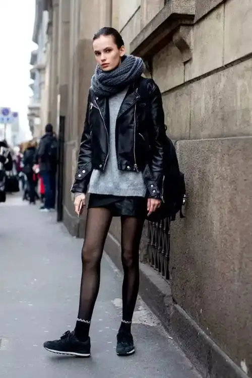 不同身材和气质的女生应该怎么选皮衣怎搭配能够美得不费力