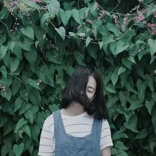 手机摄影丨学会这4招,轻松拍出高颜值照片,告别僵硬ng照

